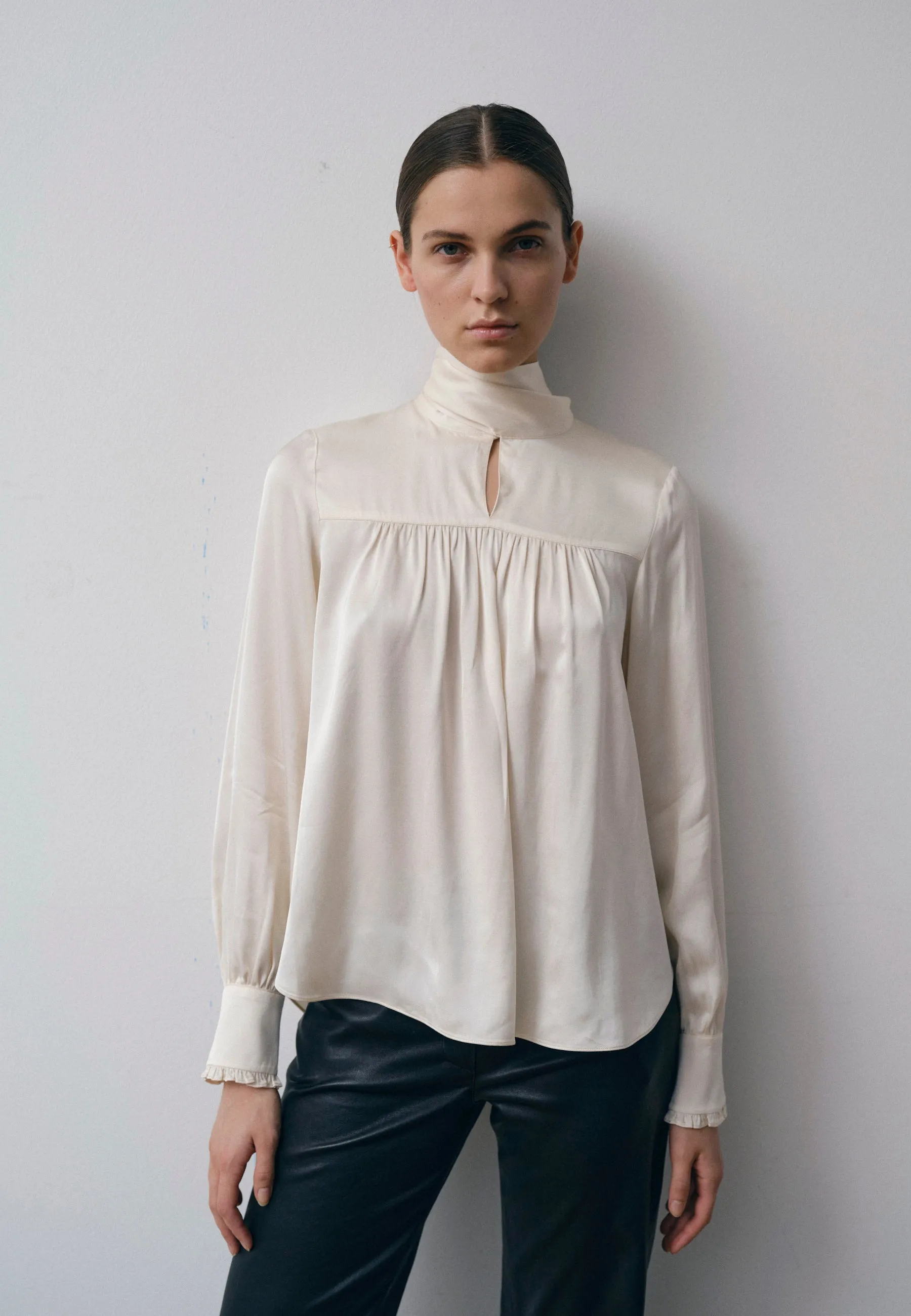 Alba Blouse - Off White