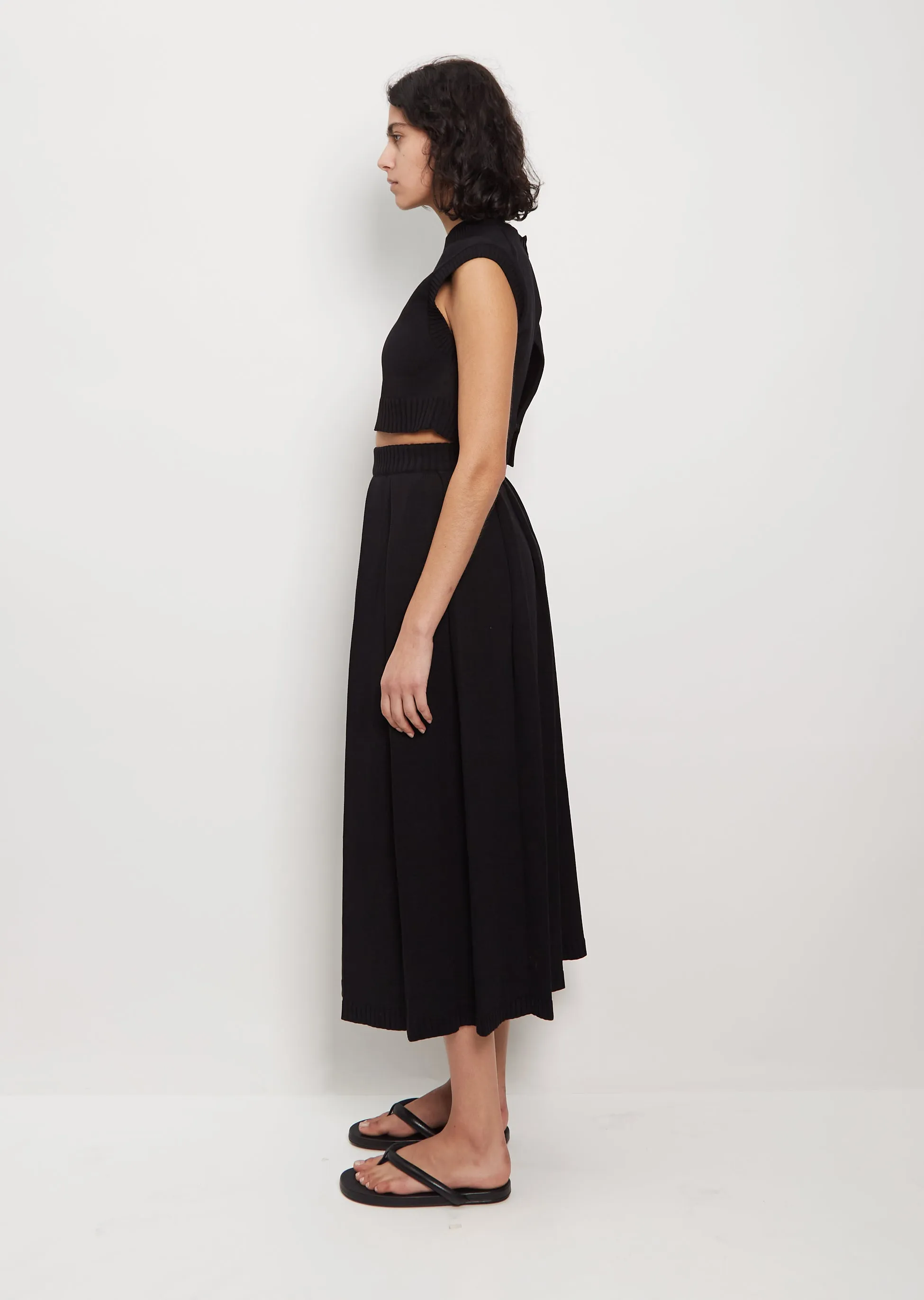 Dry Cotton Knit Pleated Skirt — Black