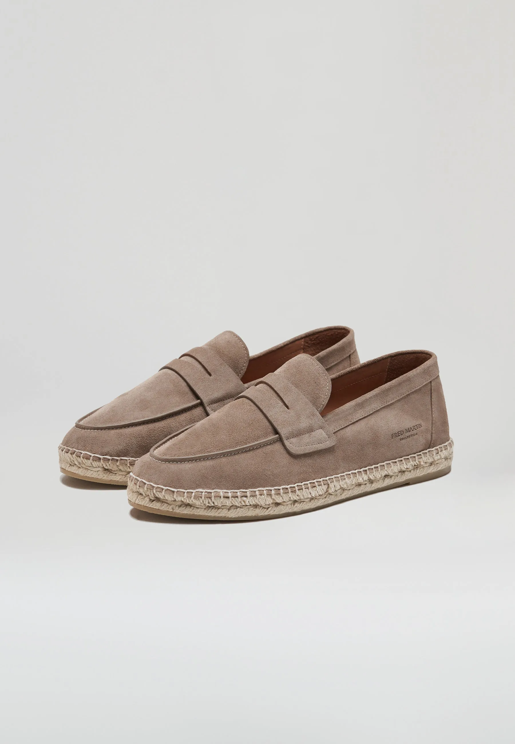 Loafers - Taupe Suede