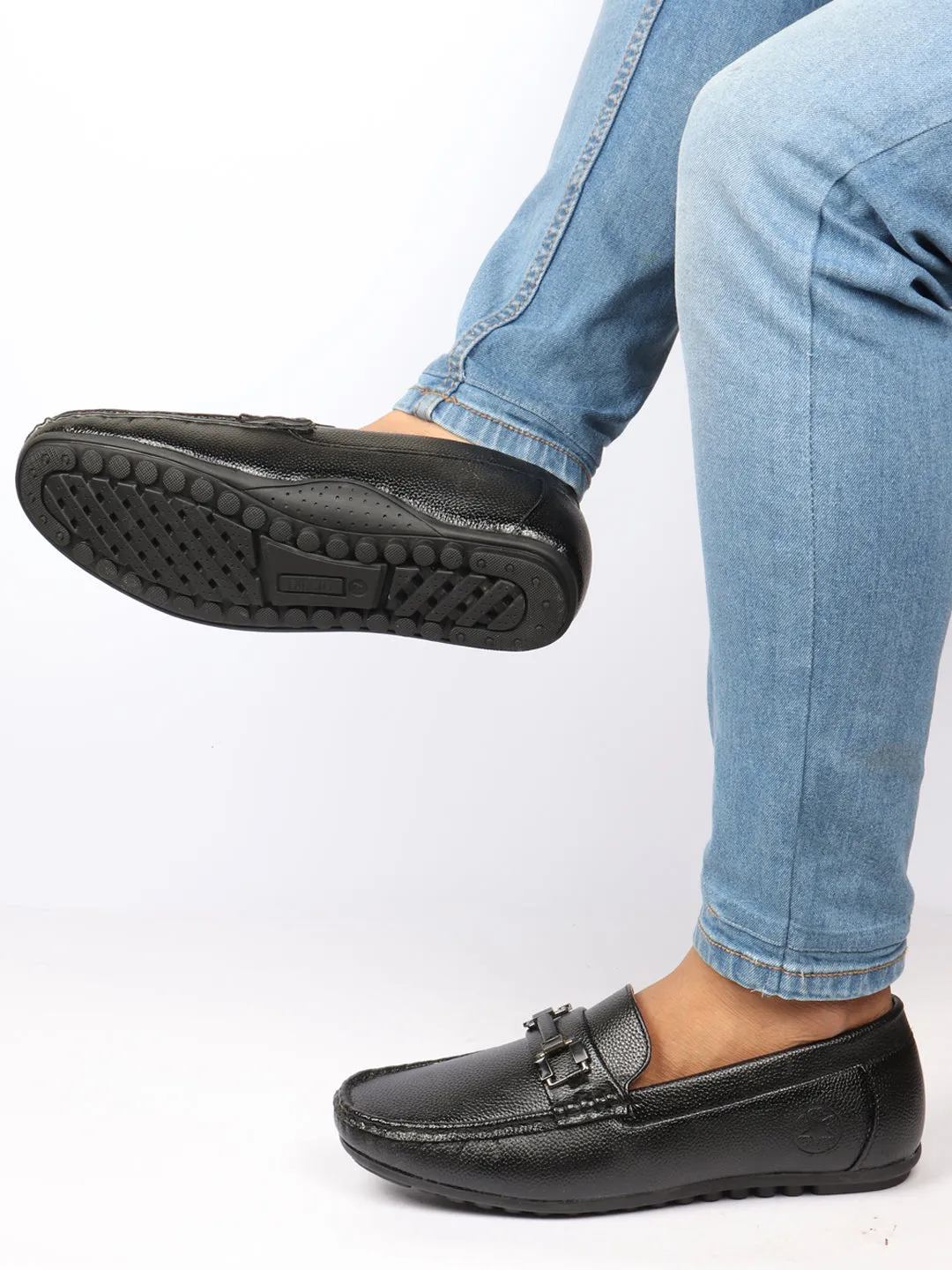 Men Black Textured Design Horsebit Buckle Casual Classic Slip On Moccasins and Loafers