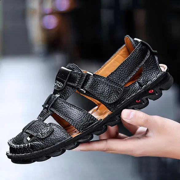 Men covered toe slip on outdoor comfortable walking sandals