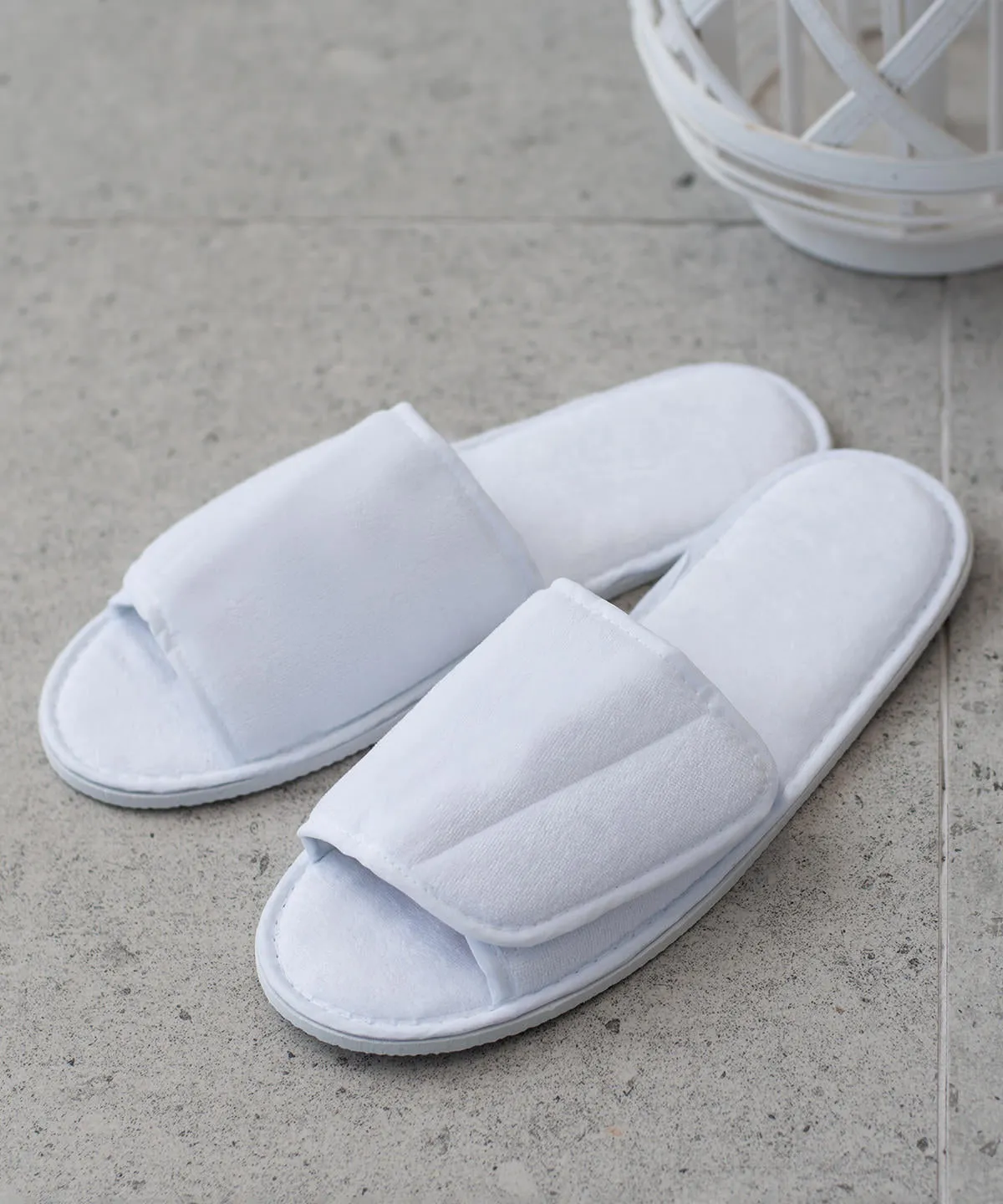 Open-toe slippers with hook and loop strap | White