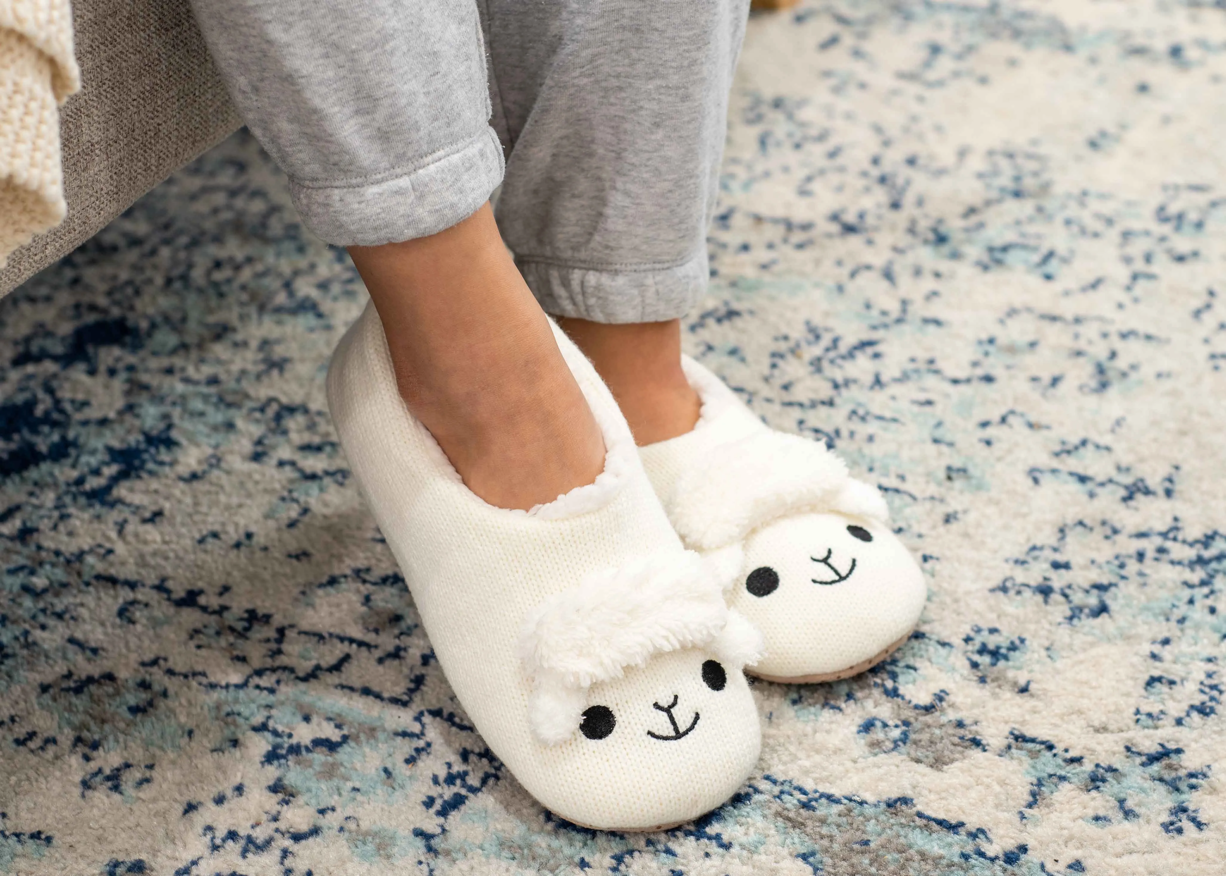 Sheep Ivory Women's Animal Cozy Plush Lined Non Slip Fuzzy Slipper - Large