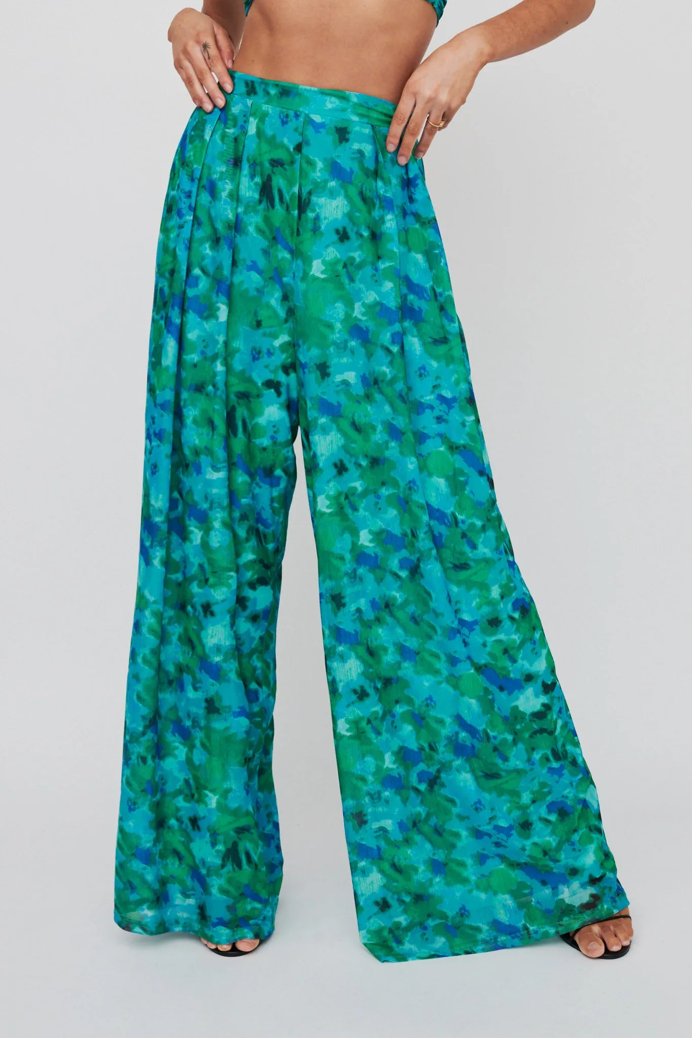 Tammi Wide Leg Satin Pants Floral Green