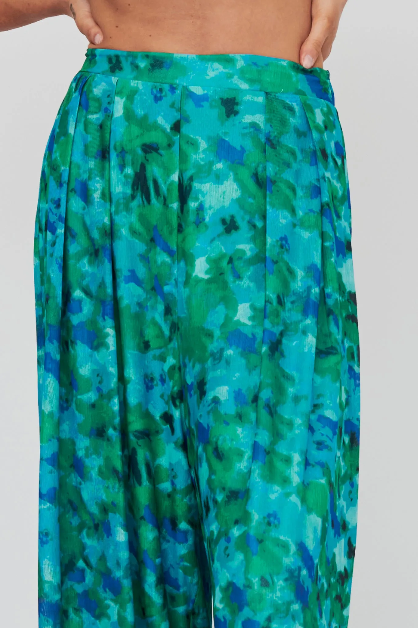 Tammi Wide Leg Satin Pants Floral Green